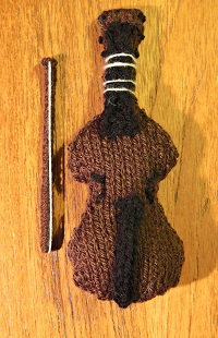 Knitted viol